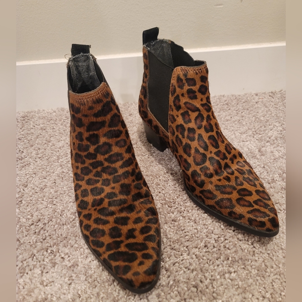 Boots - Picture 2 of 3